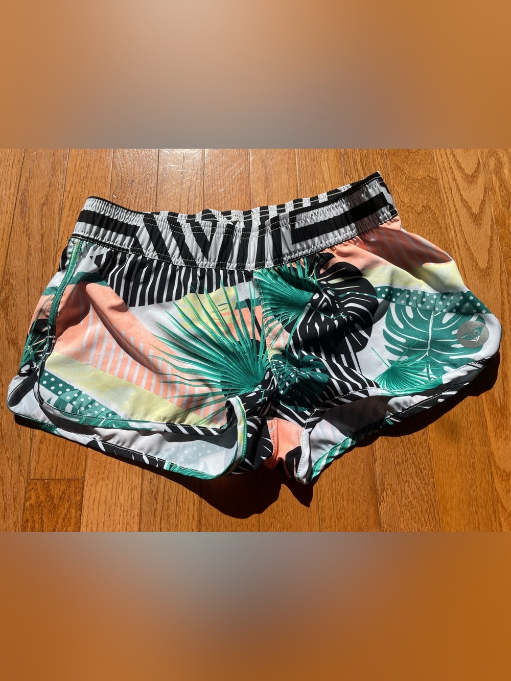 Roxy Junior Tropical Palm Print swim Shorts - Green, Black, Peach